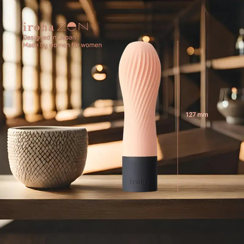 Front view of Iroha Zen vibrator highlighting curved ergonomic tip