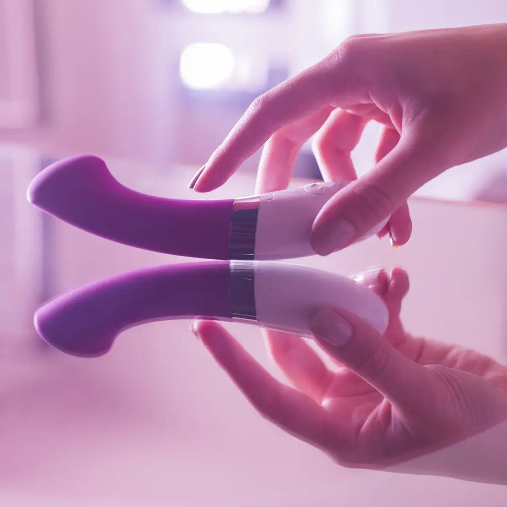 LELO - Gigi™ 2 Rechargeable G-Spot Vibrator - Deep Rose