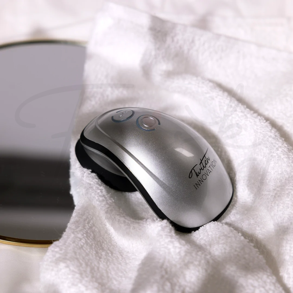 SHOTS - Twitch Handsfree Suction and Vibration Toy - Silver