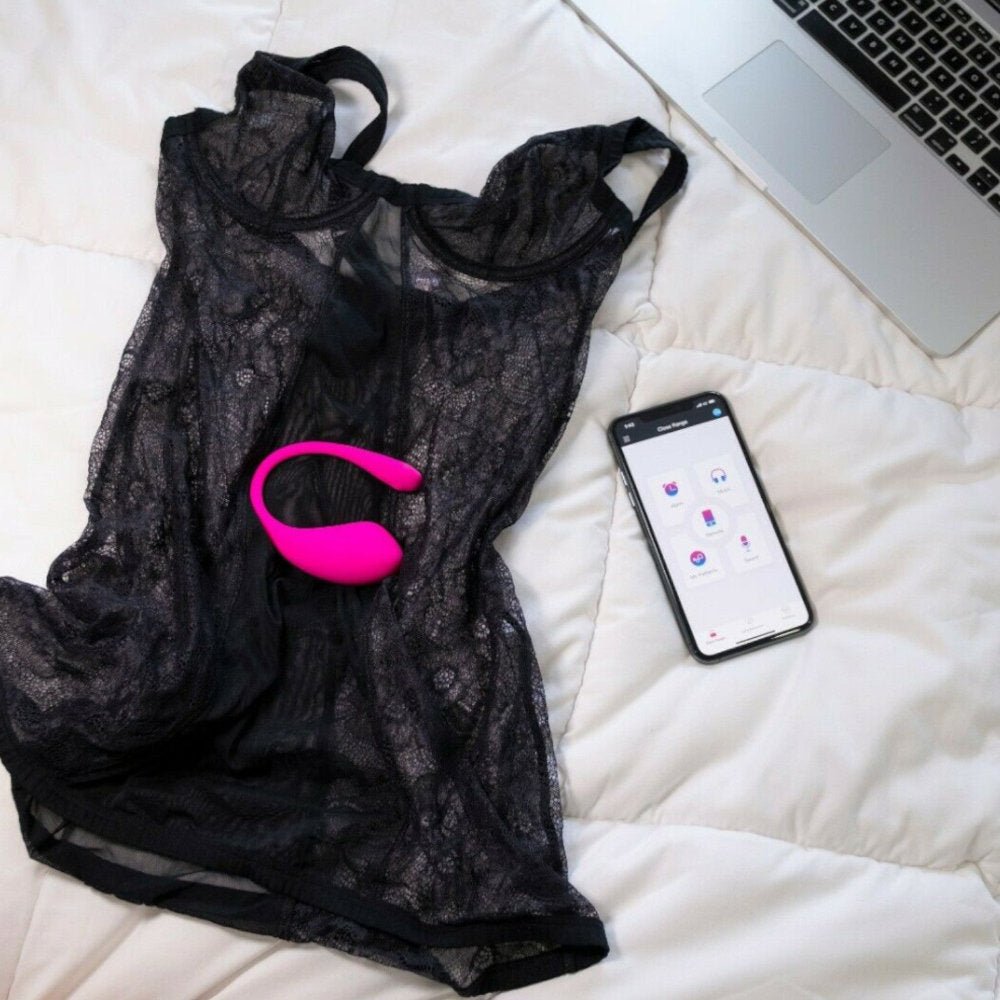 Bundle and Save - Lovense - Lush 3, Pjur Lubricant