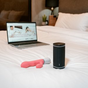 Lovense - Calor App/Bluetooth Controlled Heating Male Masturbator - FRISKY BUSINESS SG